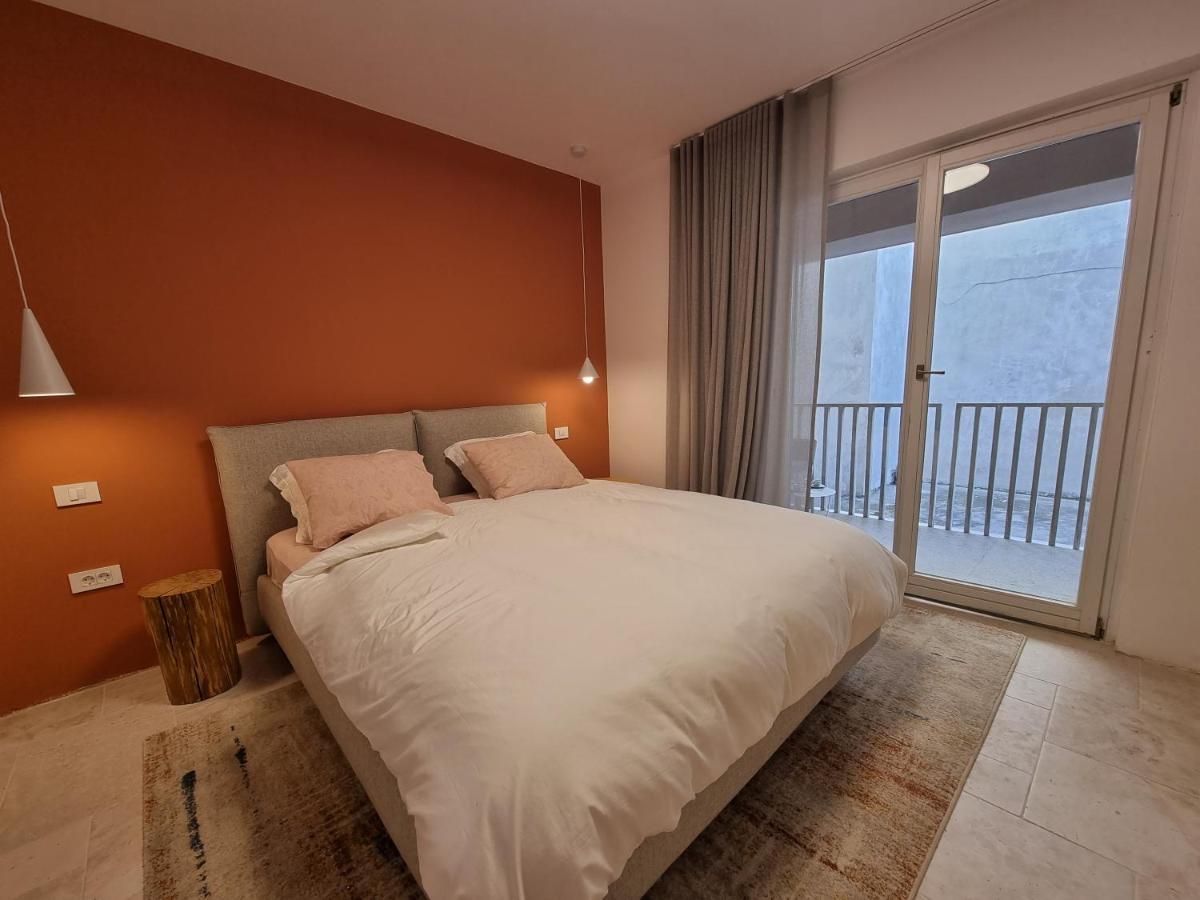 Bella Vista Apartment ไพราน ภายนอก รูปภาพ